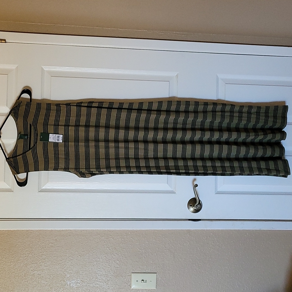 NWT Wild Fable Sleeveless dress